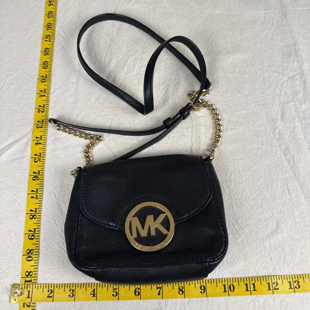 Michael Kors Black Leather Small Essentials Crossbody Purse Gold Accent Festival